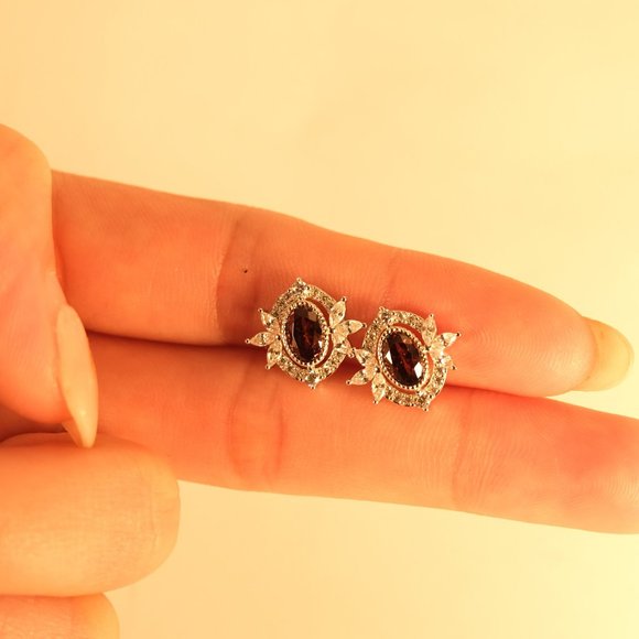 Sterling Silver Crystal Oval Stud Earrings Vintage Red Earrings Minimalist Geome - Picture 1 of 6